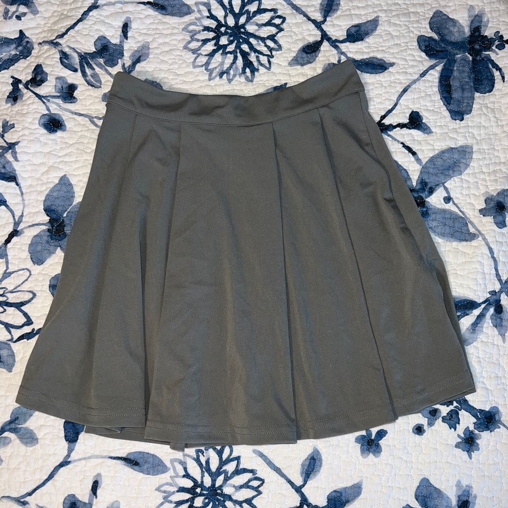 SHEIN Pleated Skirt